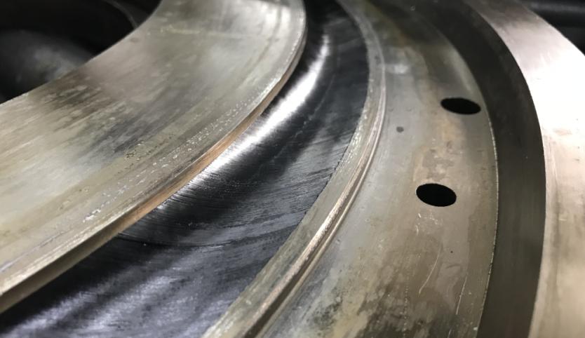 carbon fiber in the rim mold