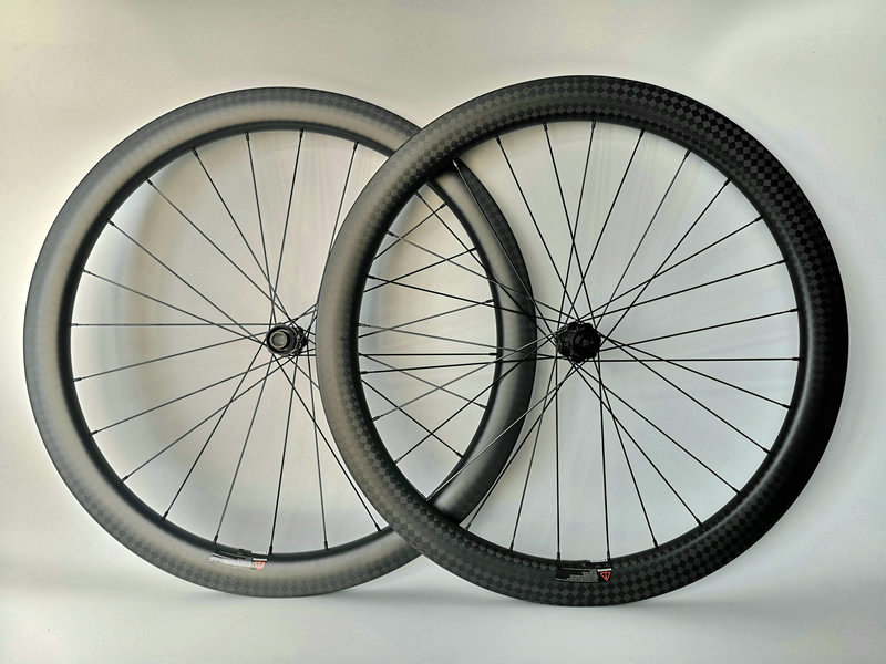 DT Swiss 240 wheel 50mm clincher 12k matte