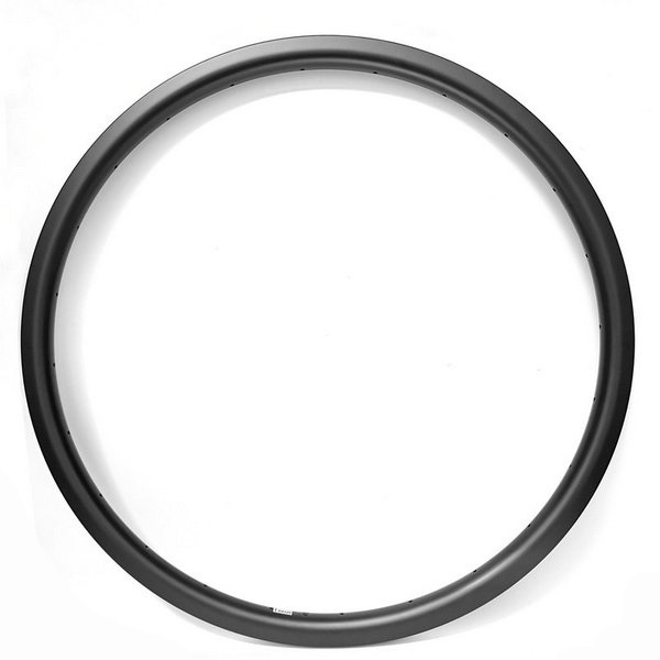 UD matt weave carbon rim