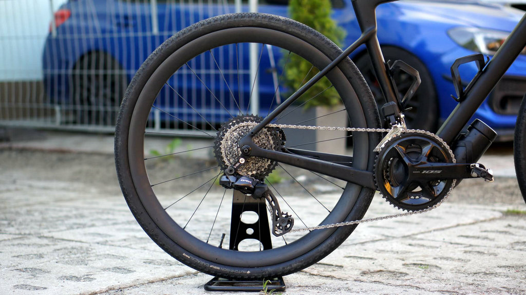 carbon gravel bike rear wheel