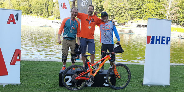 Carbonal bike deals
