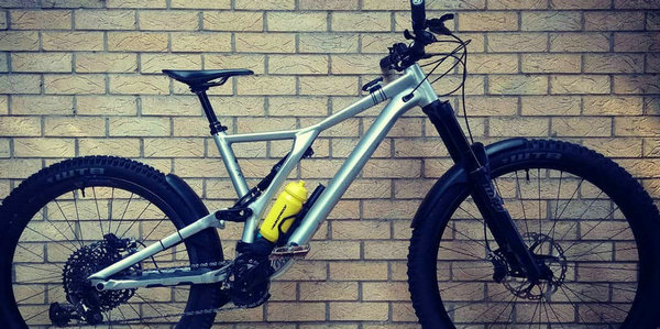 Enduro MX942EN carbon rim mount with Specialized Stumpjumper Evo bike